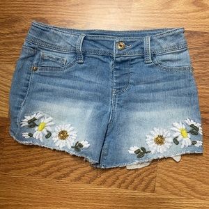 Girls Daisy Cutoff Denim Shorts Size 8